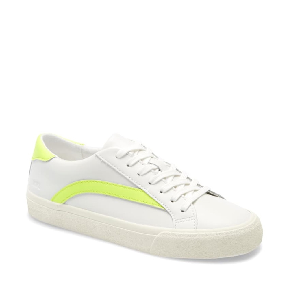 Sidewalk Low-Top Sneaker in Leather - Sprout Green